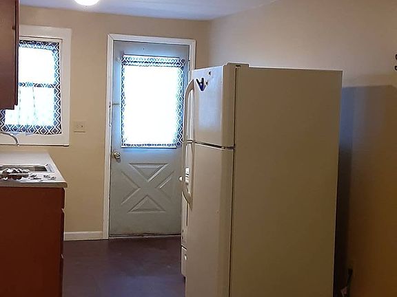 2nd image of 65 Furnace St