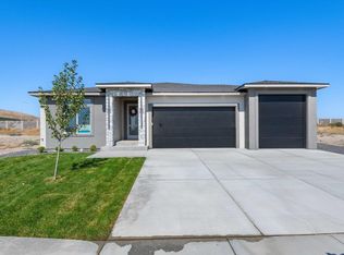 630 Lazio Way, Richland, WA 99352