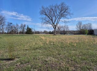 1821 Lake Viking Ter, Gallatin, MO 64640