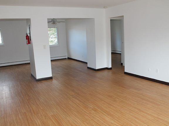 2nd image of 70 Sproat St APT B1
