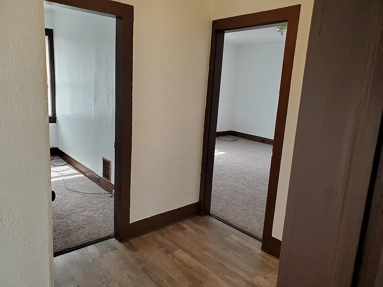 904 Federal Ave NE — Photo 5