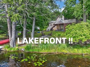 152 N Lake Shore Dr, Dingmans Ferry, PA 18328