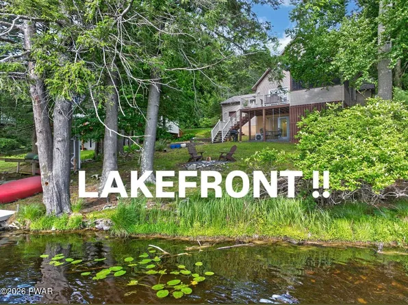152 N Lake Shore Dr, Dingmans Ferry, PA 18328