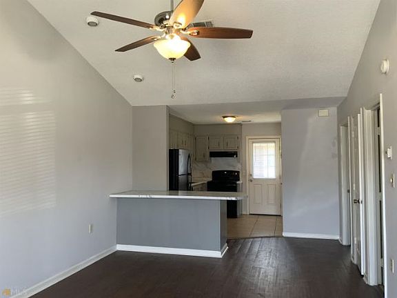 2nd image of 140 Lanier Dr #79