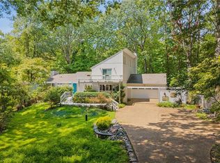 34 Madison Ln S, Newport News, VA 23606