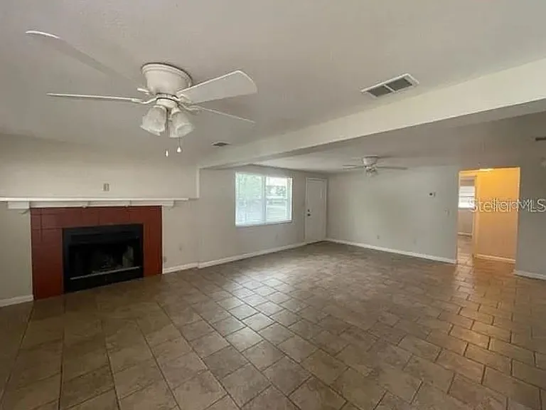1305 Carr Dr — Photo 8