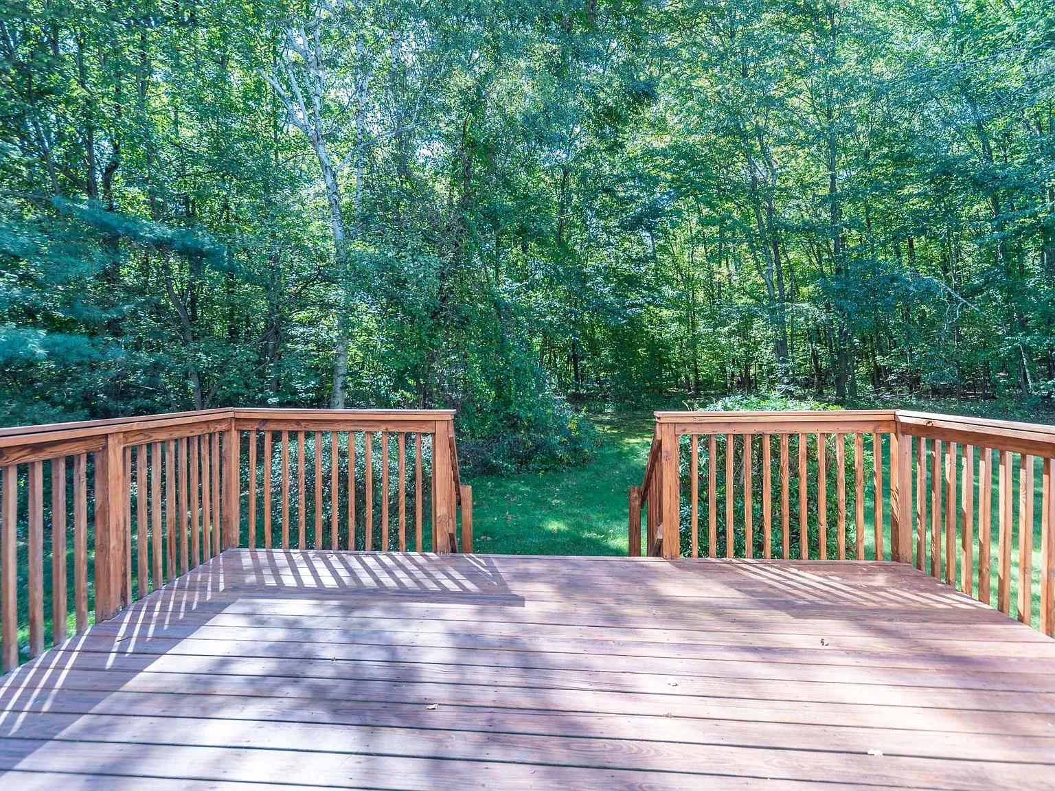 1089 Waterbury Rd — Photo 4