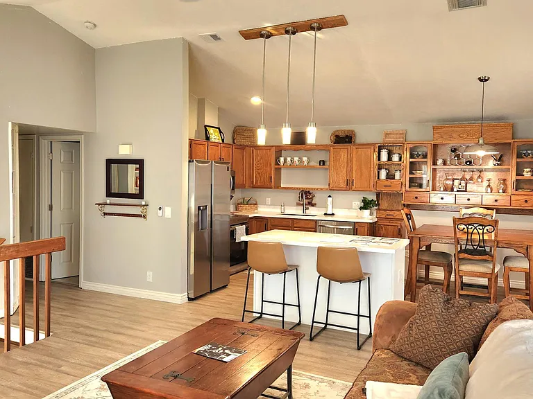 937 S Abalone Dr — Photo 14