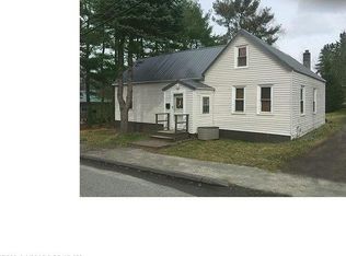 38 West St, Gardiner, ME 04345