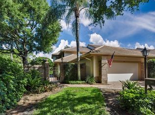 561 Gulf Park Dr, Naples, FL 34108