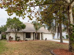 1903 Firethorn Ct, Brandon, FL 33511