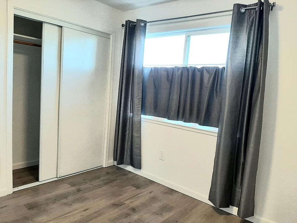 2nd image of 39461 Sundale Dr