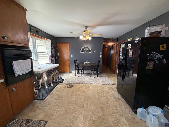 3rd image of 5 Prospect Ave