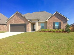 562 Ponderosa Dr, Ponchatoula, LA 70454