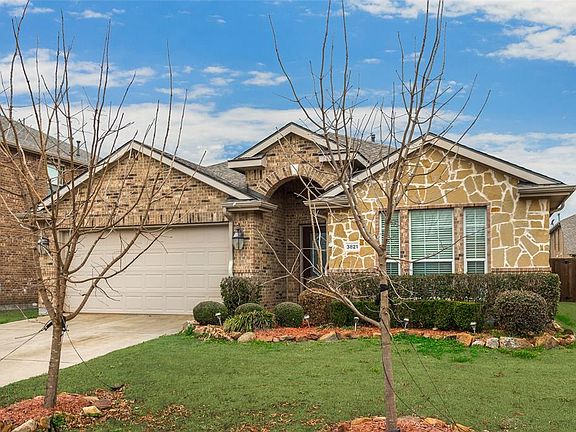 3rd image of 3821 White Summit Ln