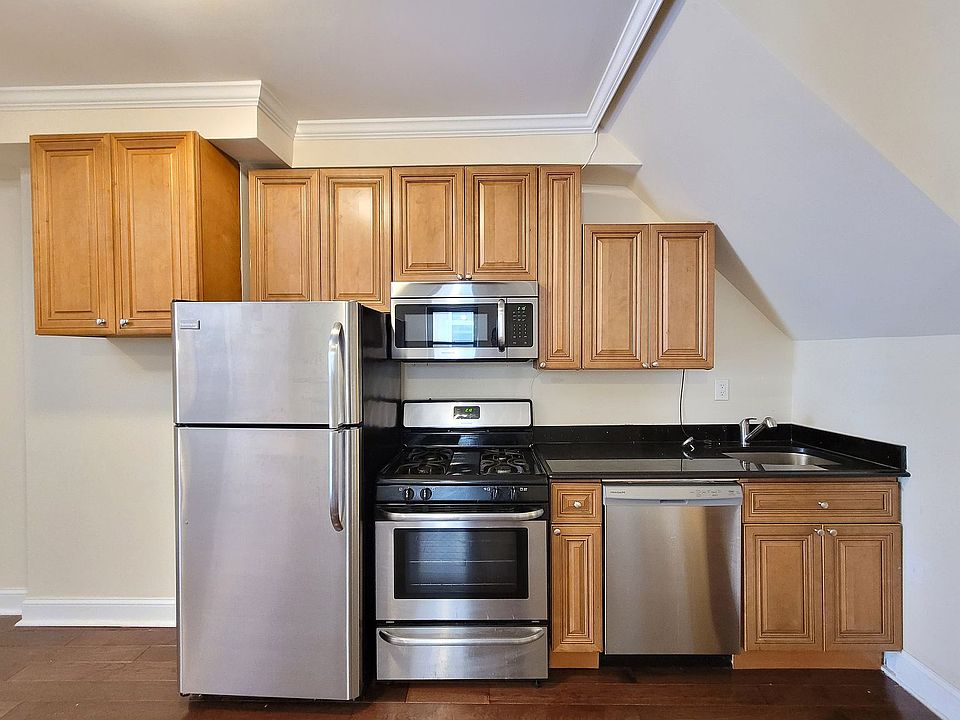 1st image of 28-15 34th St #1S