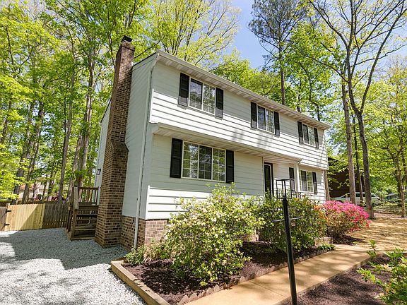 4th image of 9608 Rainbrook Dr