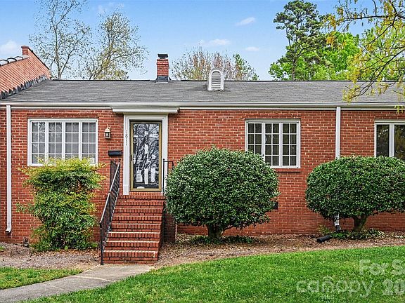 2nd image of 1811 Lynnwood Dr