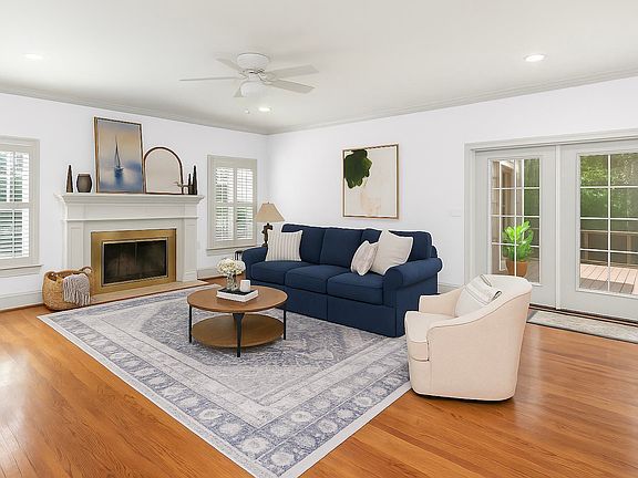2nd image of 271 Sheringham Rd