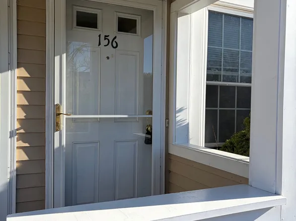 54 Rope Ferry Road #N156, Waterford, CT 06385