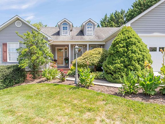 5th image of 260 Heritage Ln