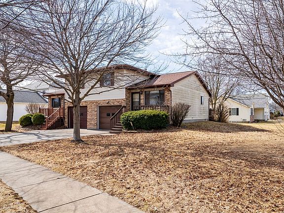 4th image of 1609 Beech St APT B