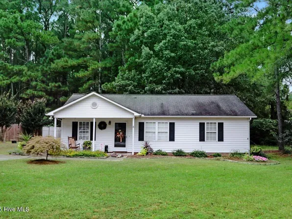 151 Creekside Drive, Four Oaks, NC 27524