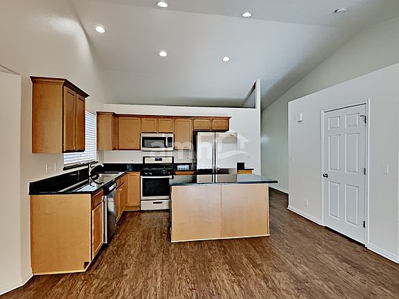 5th image of 8526 S 6465 W