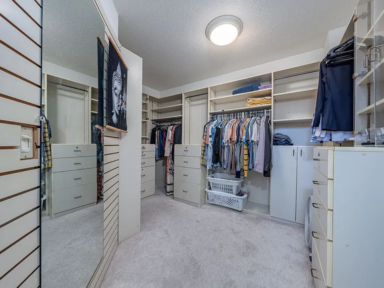 1011 S Mountcrest Ct — Photo 29