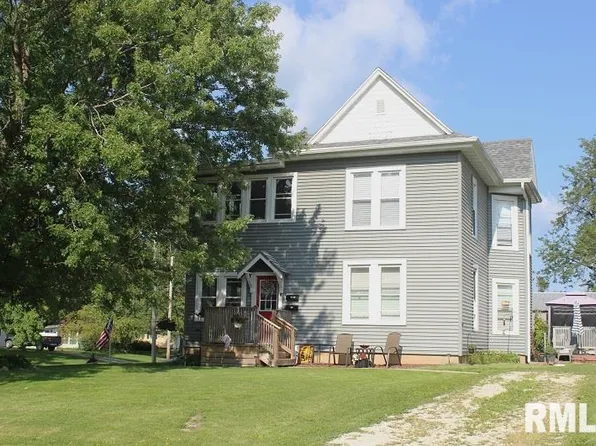 402 Dwight St #1, Kewanee, IL 61443