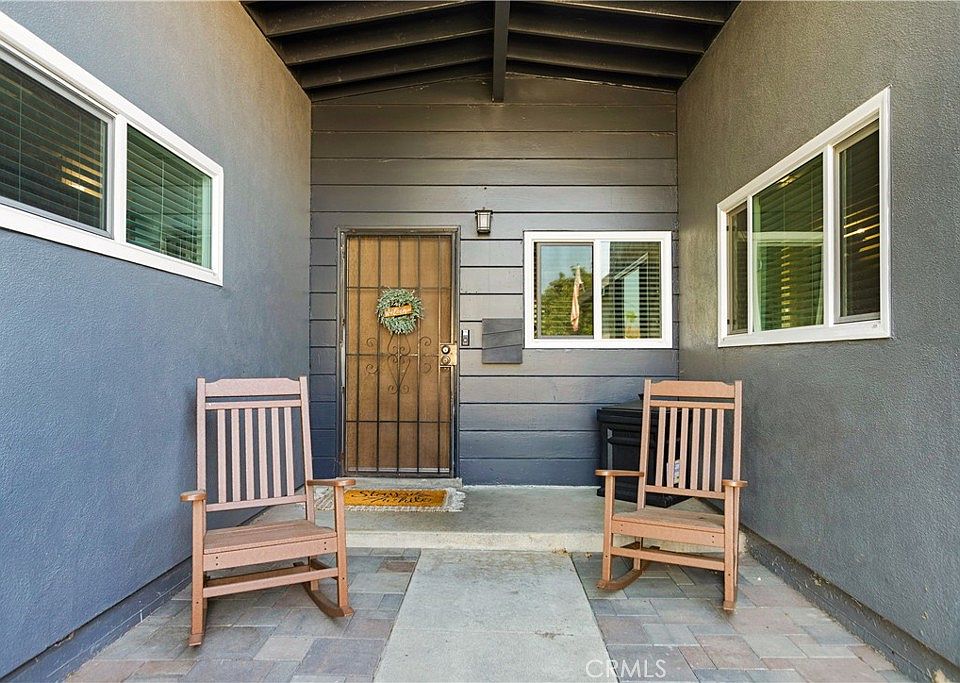 1st image of 536 Sandia Ave
