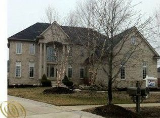 48226 Binghampton Ct, Northville, MI