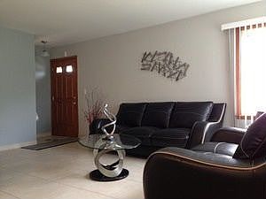 5th image of 4945 Forster Ave