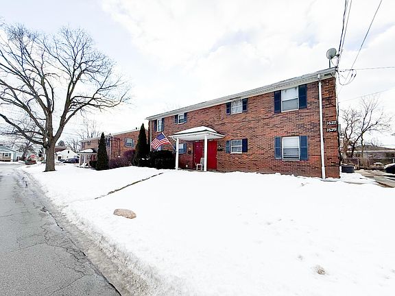 2nd image of 565 Ryan Ave