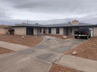 10827 Cardigan Dr, El Paso, TX 79935