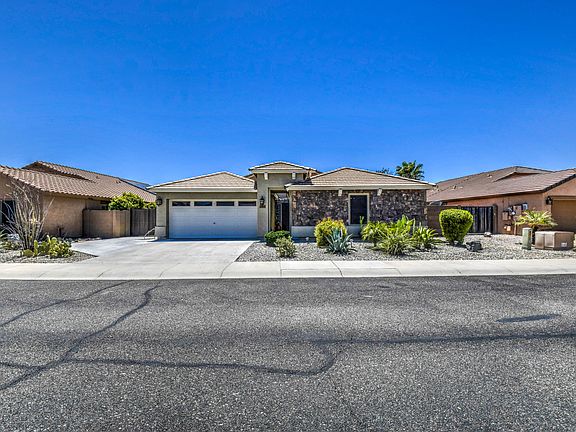 2nd image of 25637 W Magnolia St