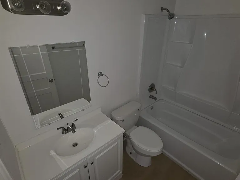 4 N Meadowcliff Dr — Photo 8
