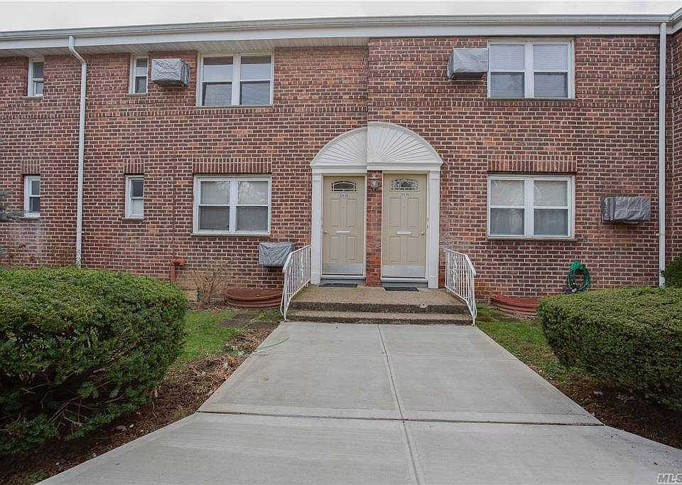 1st image of 224-28 Kingsbury Ave