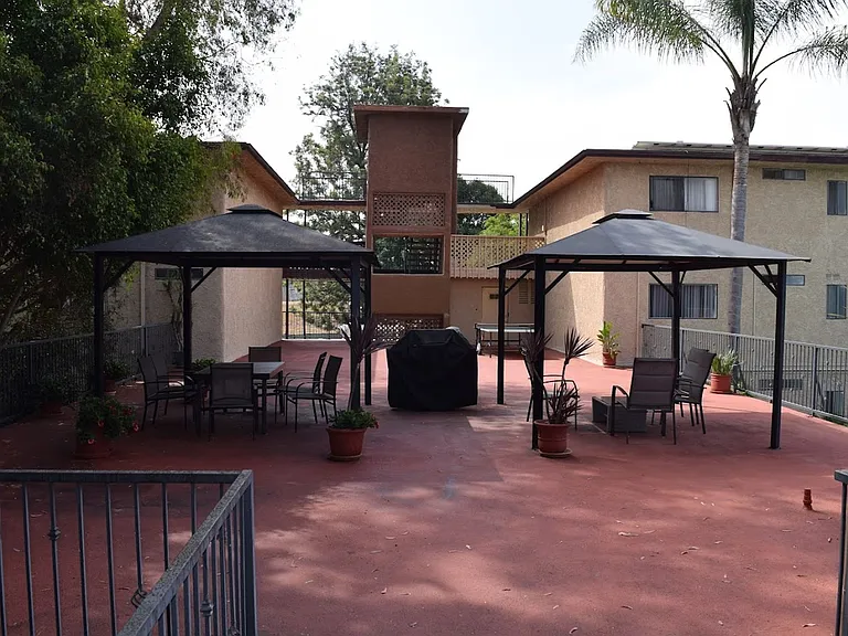 1331 N Figueroa Pl — Photo 6