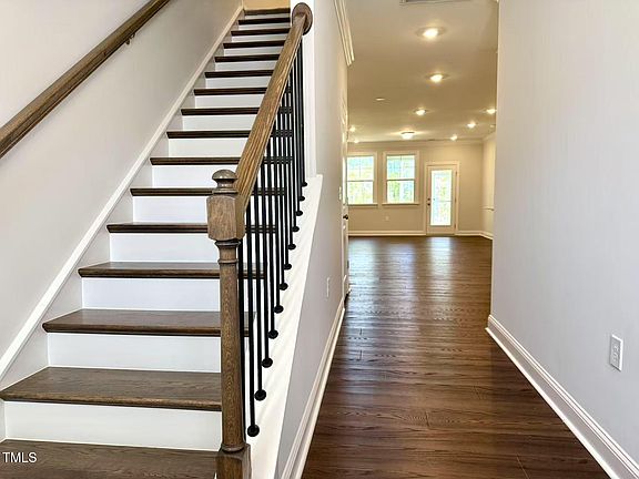4th image of 1727 Sweet Gardenia Way
