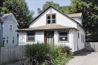 1st image of 147 Union St N