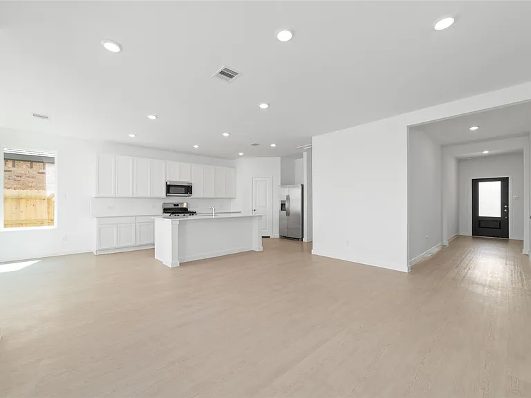 6738 Violet Clover Ave — Photo 7