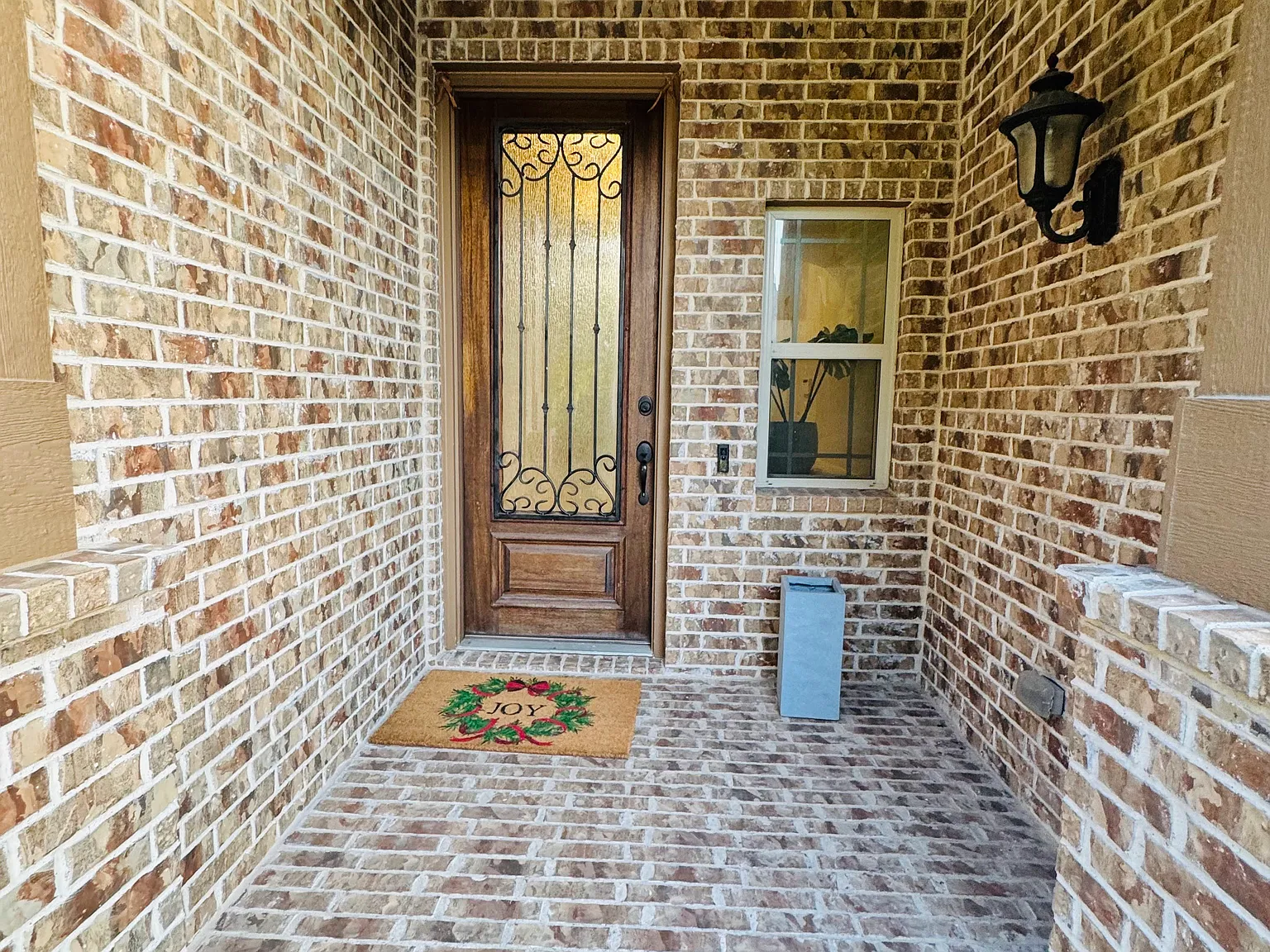 4 bed, 3053 sqft, $3,350 — Photo 3