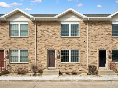 3470 Hillcrest Rd, Dubuque, IA, 52002