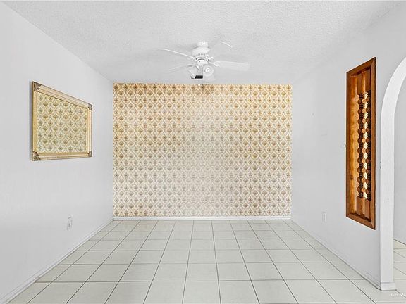 4th image of 1103 S 8th Ave