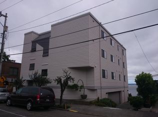 4021 Beach Dr SW APT 201S, Seattle, WA 98116