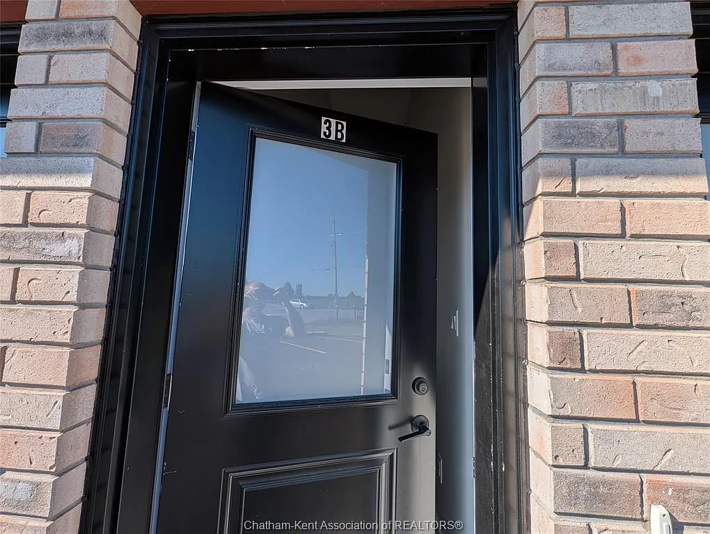 2 bed, $1,875 — Photo 1