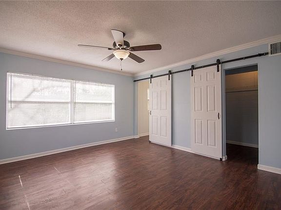 5th image of 673 McLeod Ave