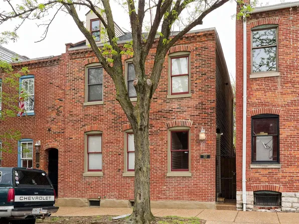 2103 Menard St, Saint Louis, MO 63104