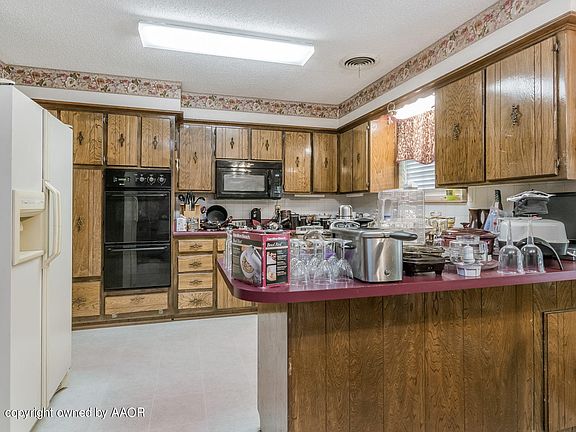 5th image of 5806 Shady Ln